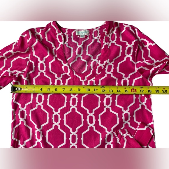 NWOT Escapada Fuchsia and White Geometric Mini Dress Size M - Picture 3 of 11